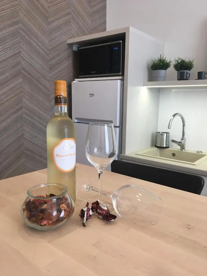 Visit Debrecen Apartman 0*,  المجر